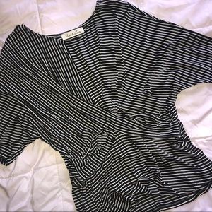 Black & White Twist Front Top